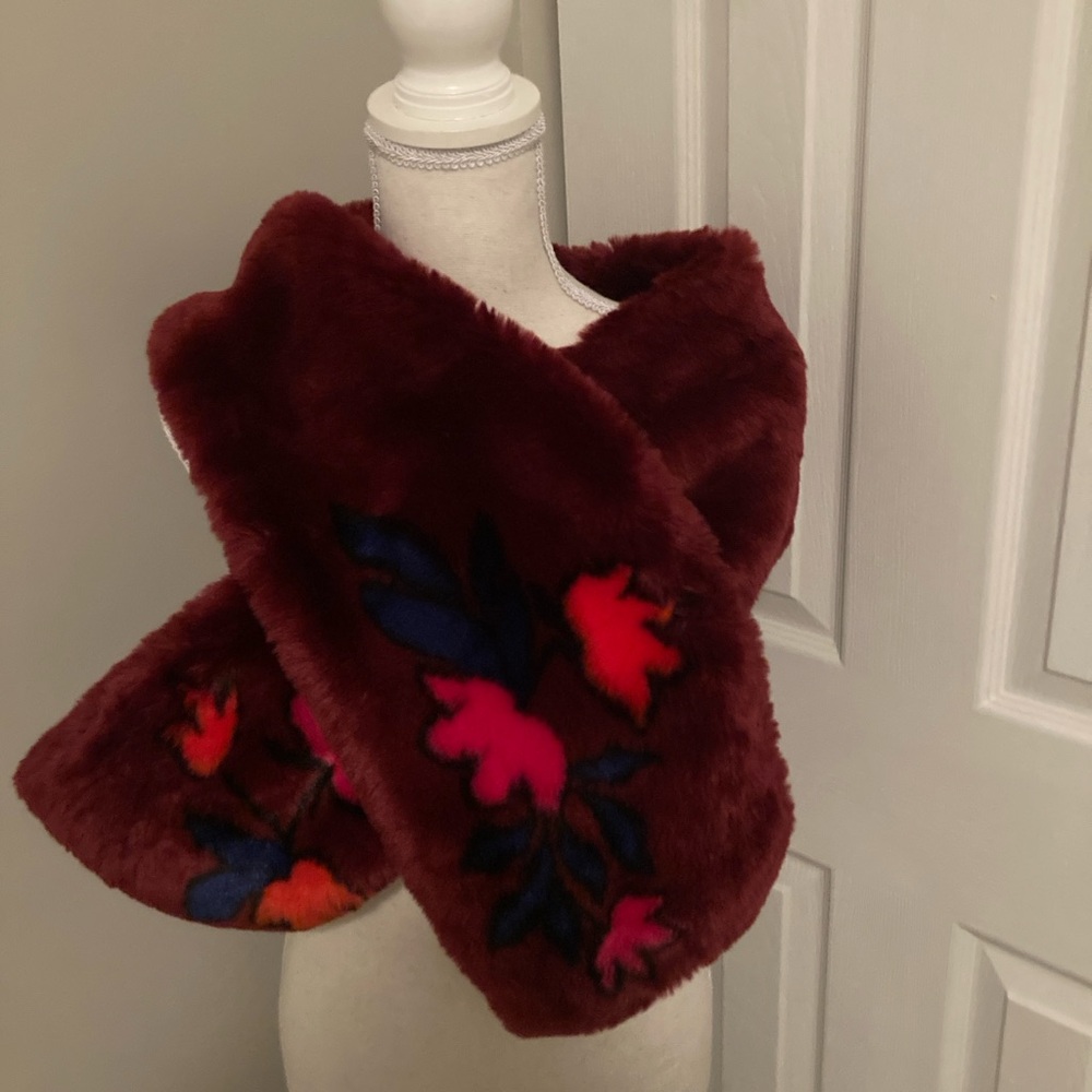 Fur Wrap; Ann Taylor; Brand New; Never worn; over the shoulder; elegant wrap